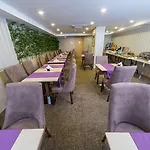 摩顿莫纳帕梅西科伊住宿加早餐旅馆 4*