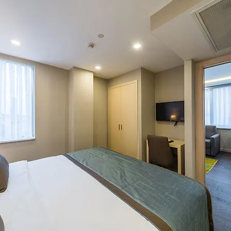 ホテル Molton Monapart Mecidiyekoy