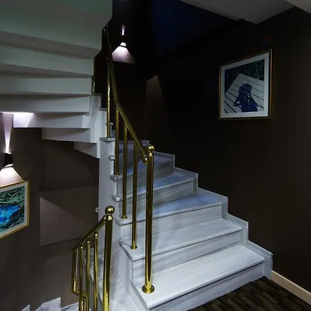 ホテル Molton Monapart Mecidiyekoy 4*