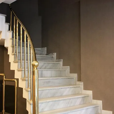 Monapart Hotel Istanbul Mecidiyekoy 4*