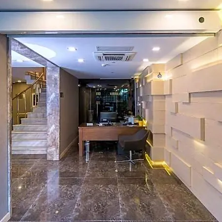 Monapart Mecidiyekoy 4*