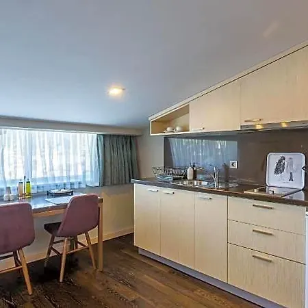 Monapart Mecidiyekoy 4*