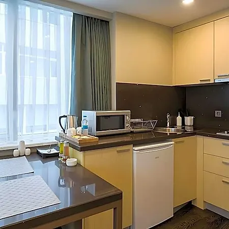 Monapart Mecidiyekoy 4*