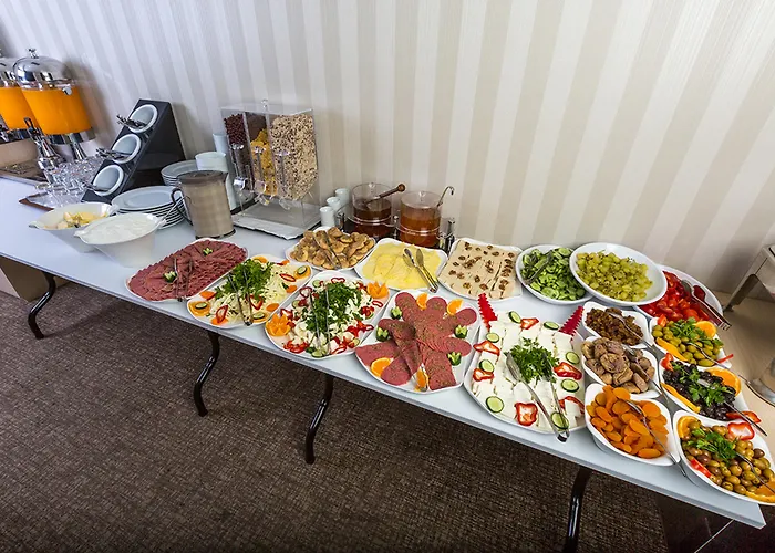 Molton Monapart Mecidiyekoy Otel 4*