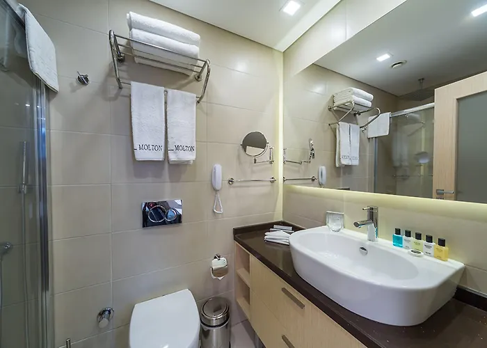 Otel Molton Monapart Mecidiyekoy 4*