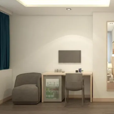 Molton Monapart Mecidiyekoy Hotell