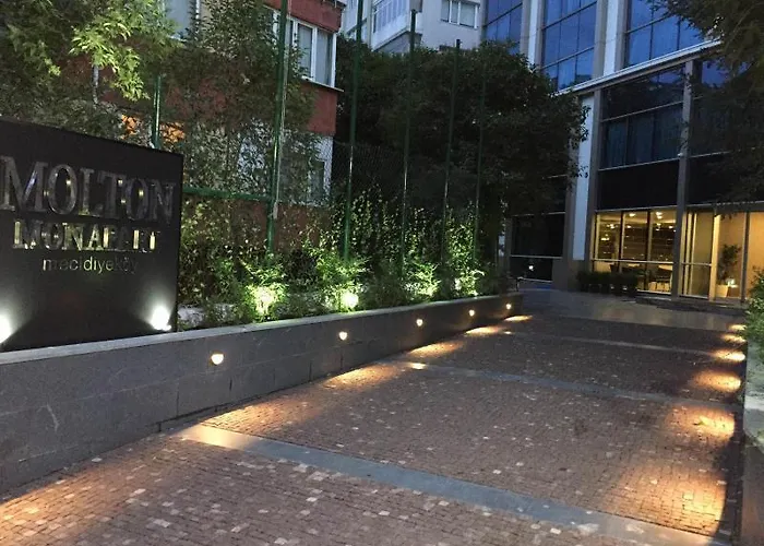 Molton Monapart Mecidiyekoy Hotel 4*