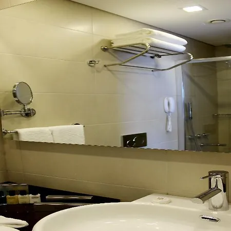 Monapart Hotel Istanbul Mecidiyekoy 4*