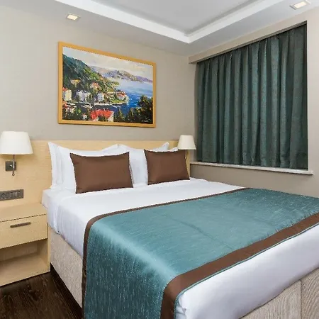 Molton Monapart Mecidiyekoy Hotel 4*
